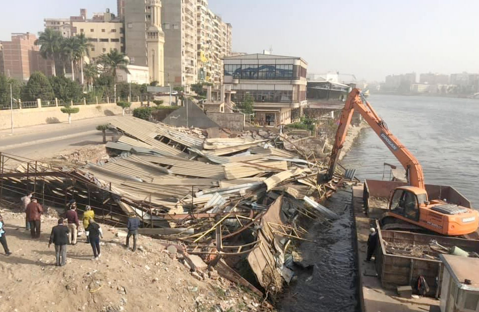 إزالة قاعة أفراح بمساحة  مترا على نهر النيل في طلخا بالدقهلية | صور 