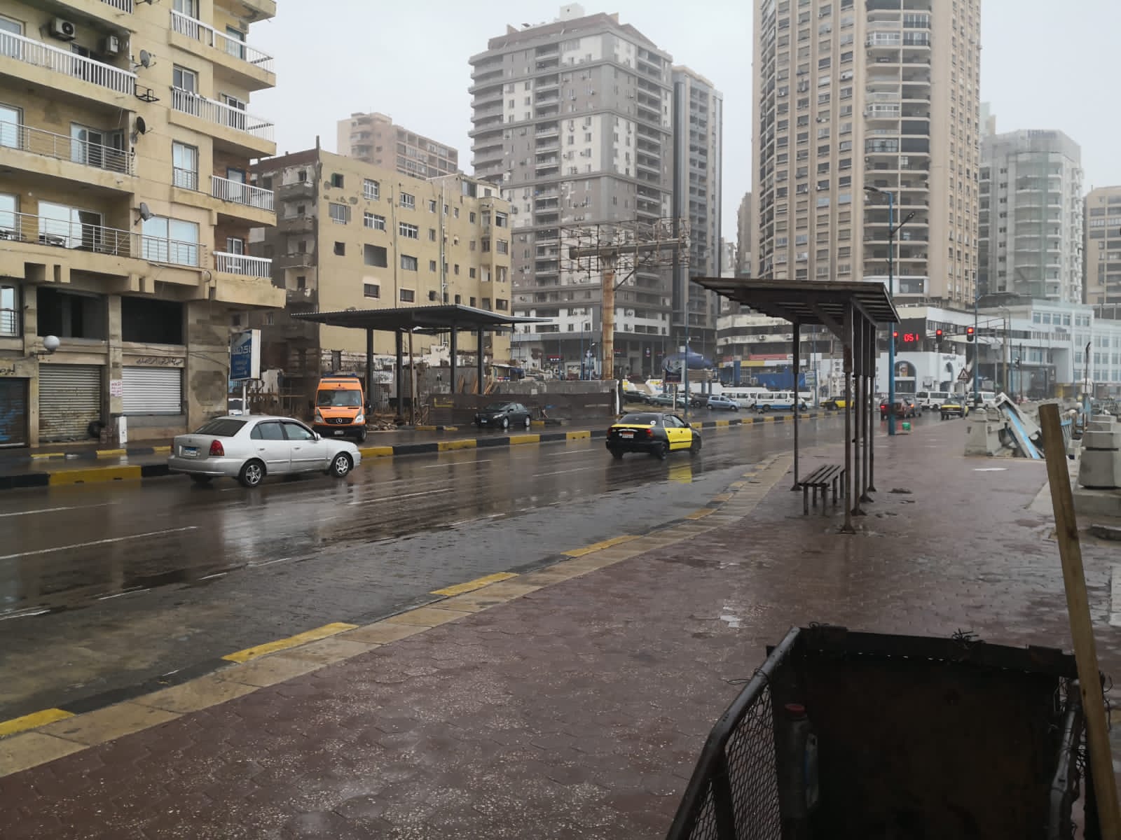 عواصف وصقيع فى الإسكندرية