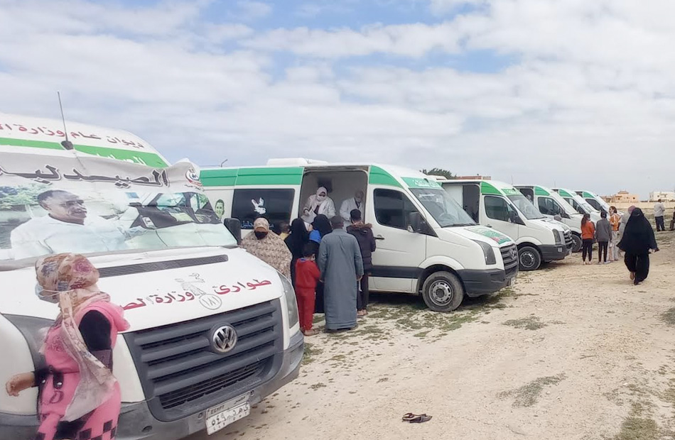 صحة المنيا تقدم الخدمات الطبية لـ  مواطنا بقرية الجرنوس بمركز بني مزار