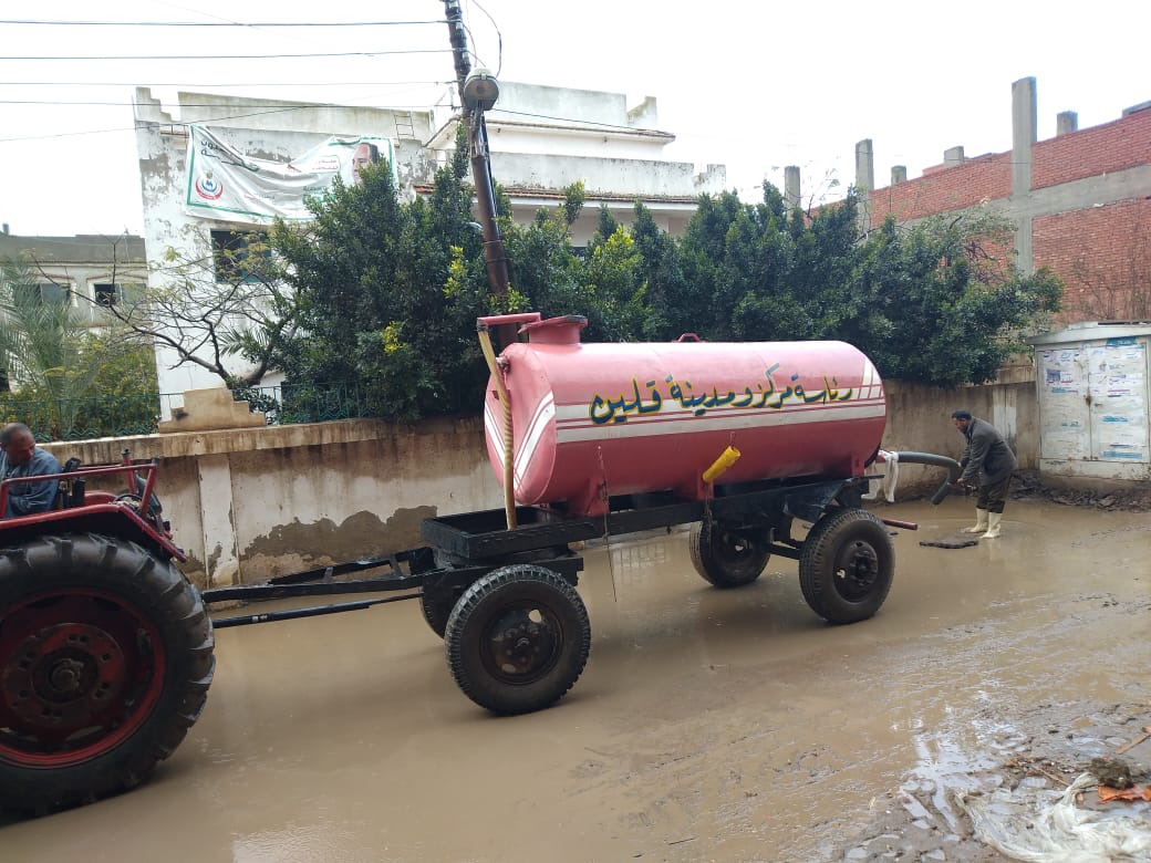 محافظة كفر الشيخ تواجه أثار الأمطار