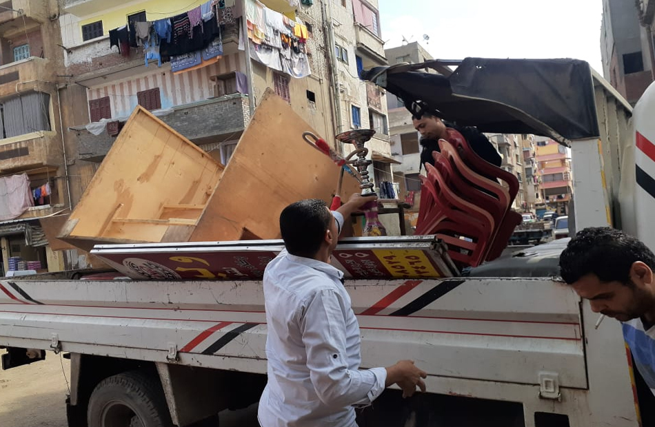 رفع  حالة إشغال طريق من شوارع وسط بالإسكندرية