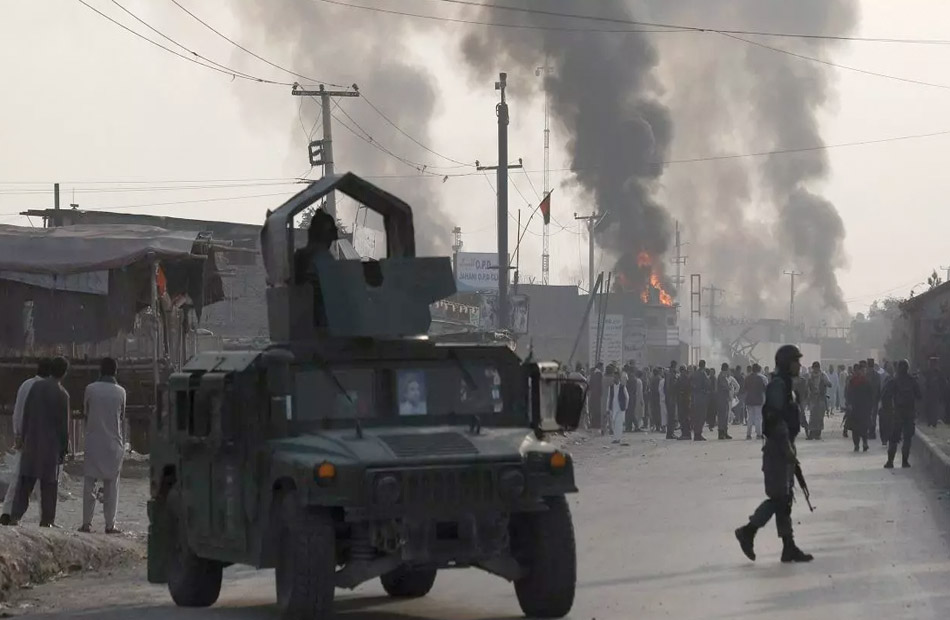 مقتل وإصابة  أشخاص في سلسلة تفجيرات بأفغانستان 