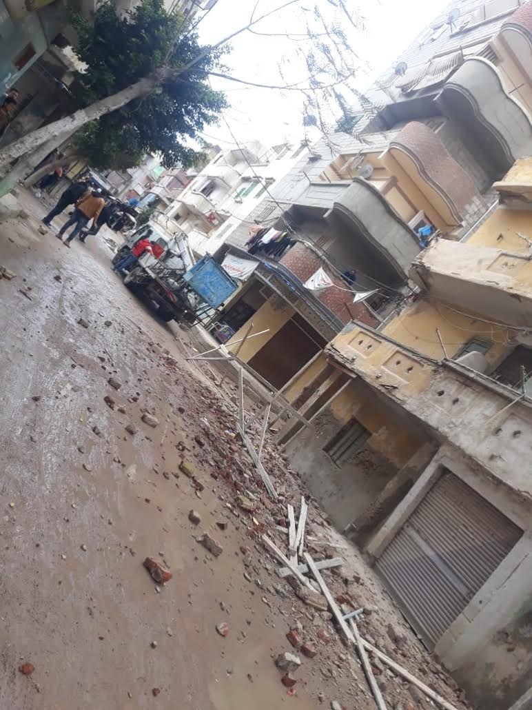 انهيار شرفات من عقار في حي أول المنتزه بالإسكندرية