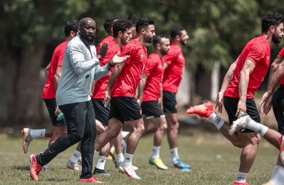 الأهلي يطير إلى كينشاسا السبت استعدادا لمواجهة فيتاكلوب بدوري أبطال إفريقيا