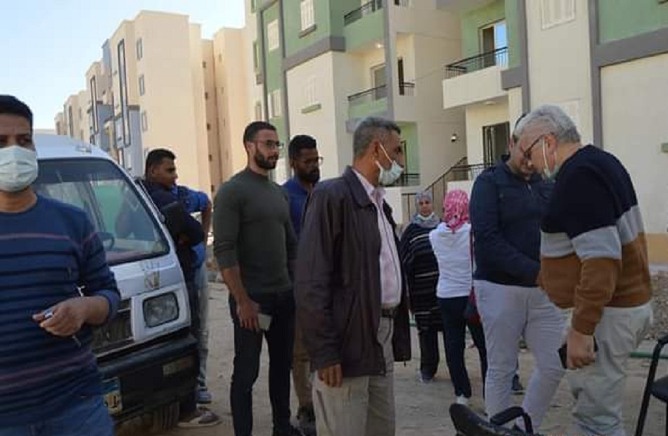 لجنة من مديرية الإسكان تتفقد وحدات الإعلان العاشر بمشروع سكن كل المصريين في الغردقة| صور