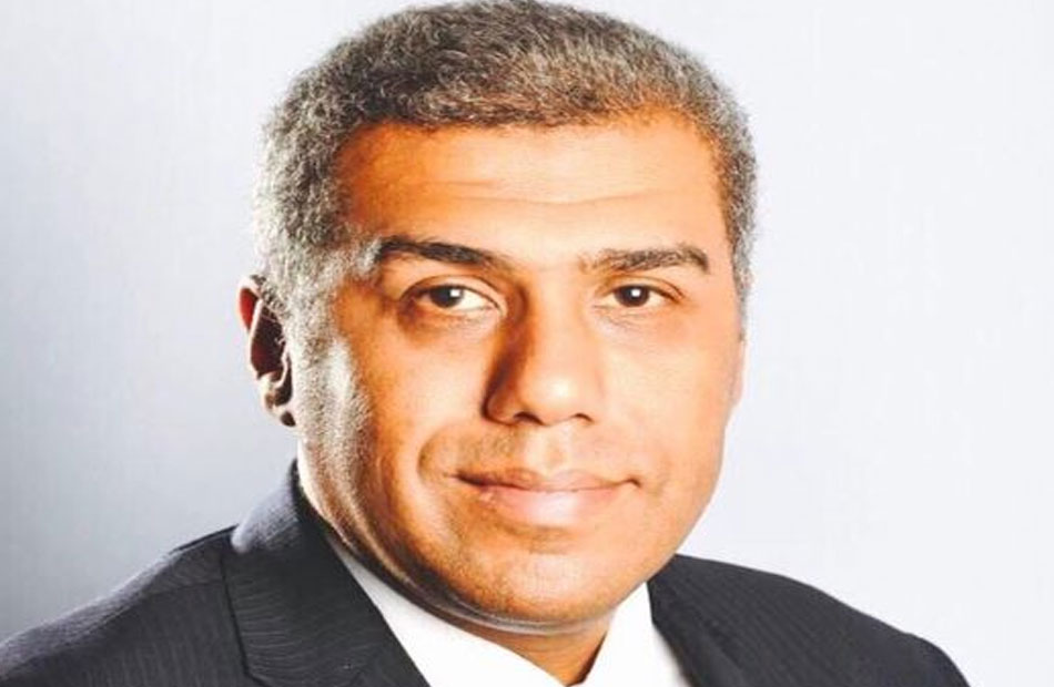 رئيس جامعة أسيوط يجدد تعيين حسام العربي مديرا لمستشفى القلب 