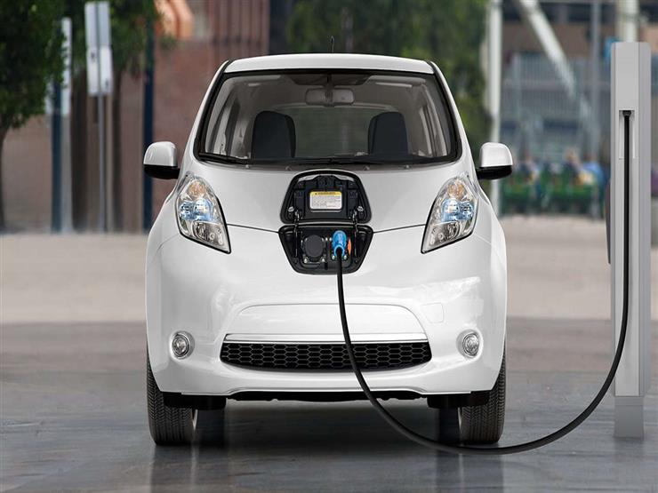 العالم يواجه نقص الليثيوم لبطاريات السيارات الكهربائية