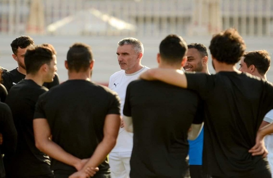 «كارتيرون» يوقف مران الزمالك ويصحح أخطاء اللاعبين - بوابة الأهرام