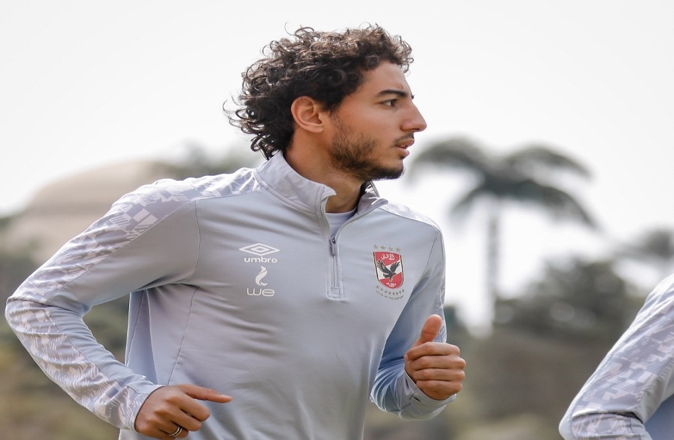 محمد هاني يغيب عن الأهلي أمام النصر 