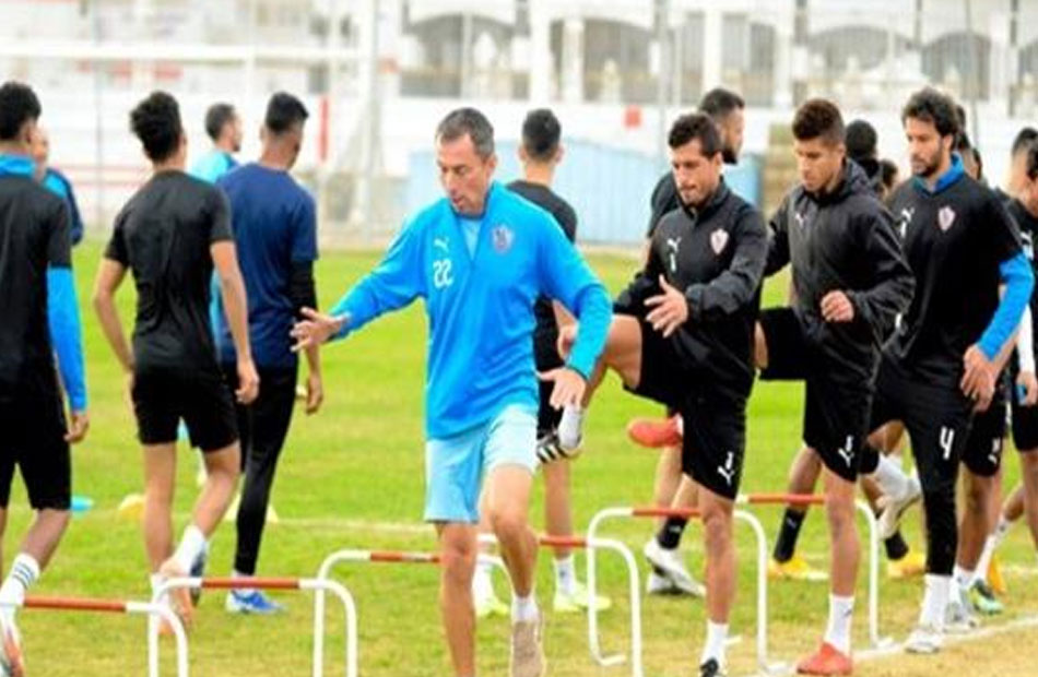 تدريبات استشفائية للاعبي الزمالك بعد نهاية المران