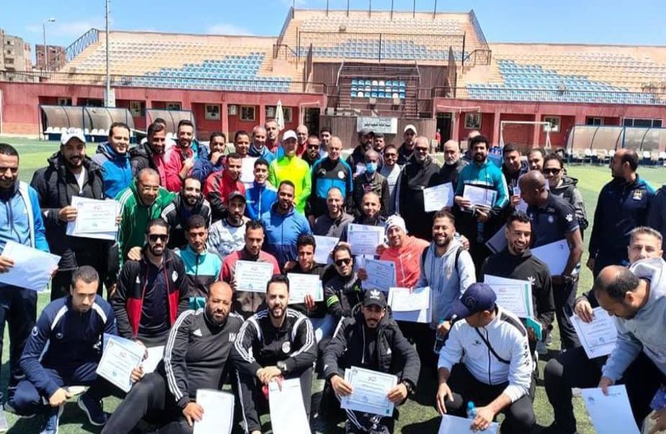 ختام الدورة التثقيفية لمدربي كرة القدم بالإسكندرية 