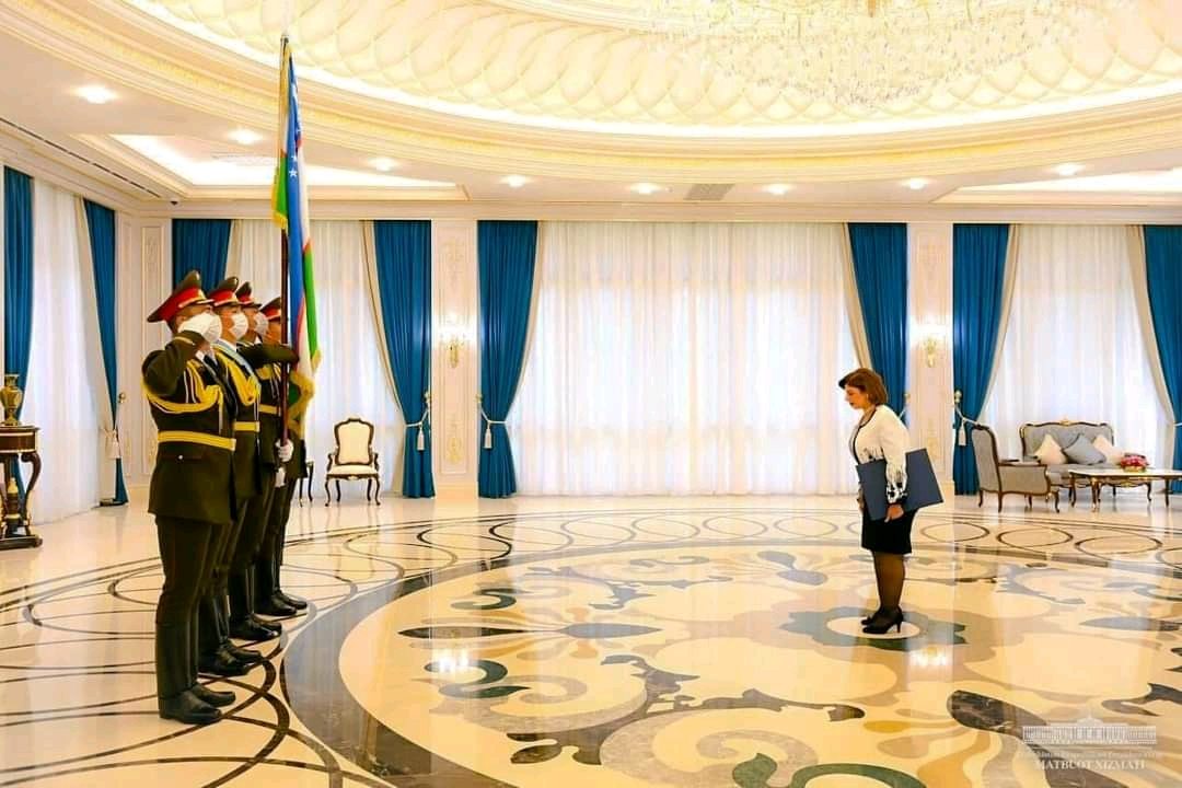 سفيرة مصر فى طشقند تقدم أوراق اعتمادها لرئيس أوزبكستان