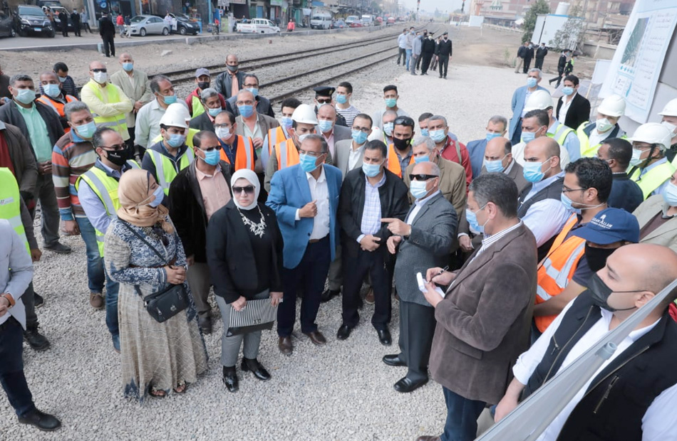 وزير النقل خطة لتأهيل العاملين بالسكة الحديد ووصول أول قطار إسباني جديد يوليو القادم