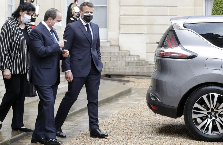 الرئيس السيسى مصر حريصة على دعم وتعميق الشراكة الإستراتيجية مع فرنسا