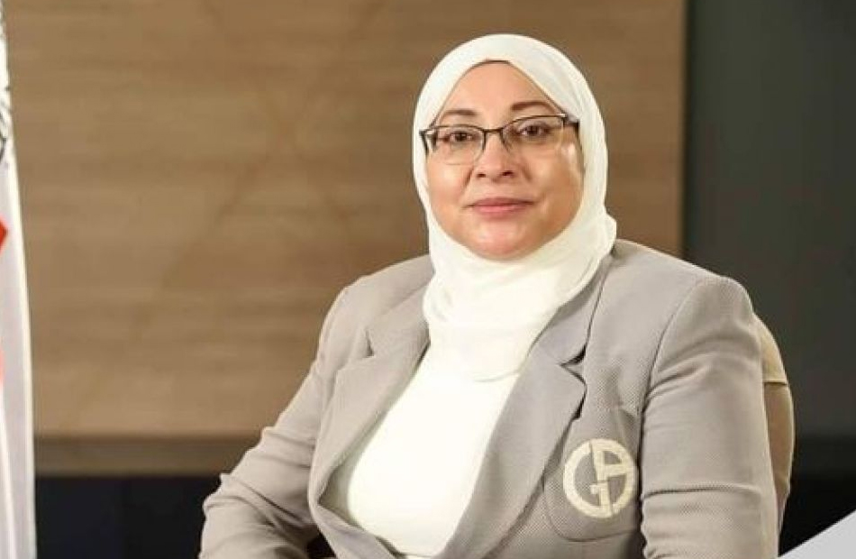نائبة محافظ القاهرة تشرف على إزالة تعديات شمال محور المستشار عبدالمجيد محمود