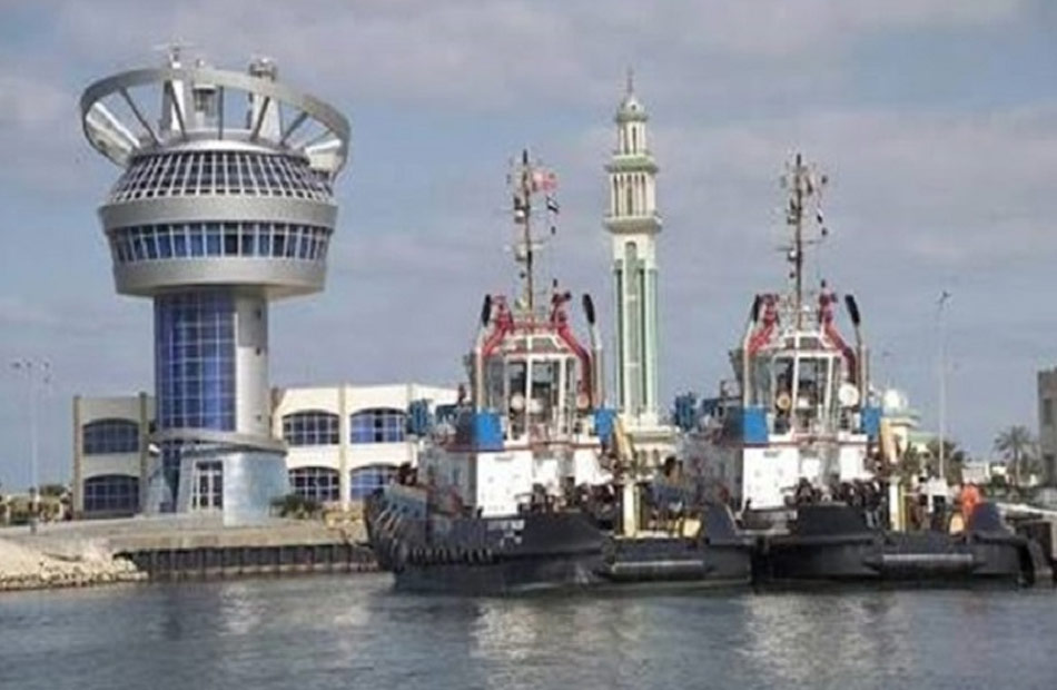 ميناء دمياط يستقبل ;BRITISH SPONSOR; لنقل شحنة إلى الصين
