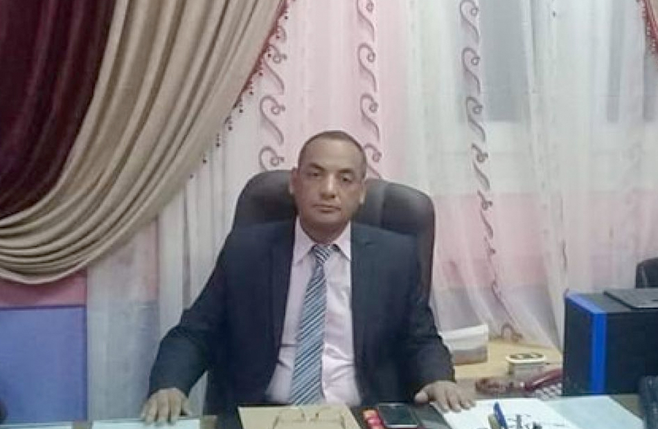 إحالة  موظفًا للتحقيق بمدينة الأقصر لعدم الانضباط الإداري