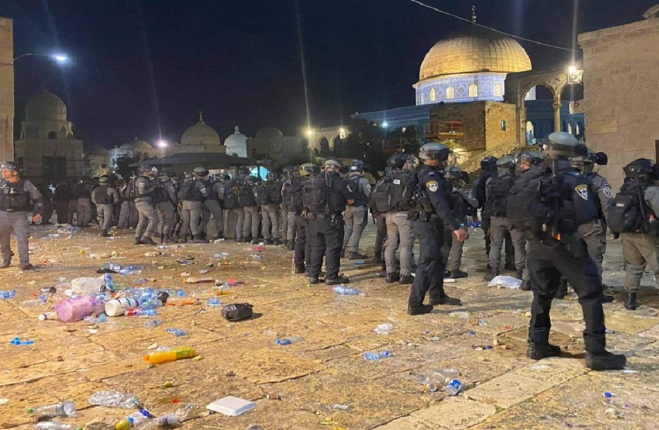 القوات الإسرائيلية المحتلة تصادر كافة مفاتيح المسجد الأقصى