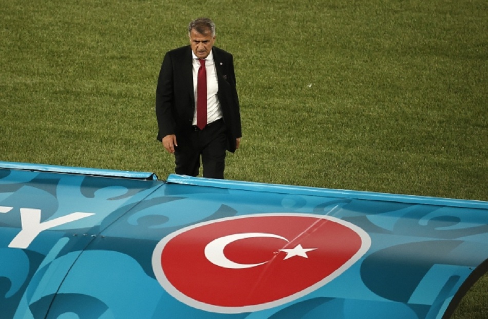 مدرب تركيا سننسى الهزيمة أمام إيطاليا و«يورو  مستمرة