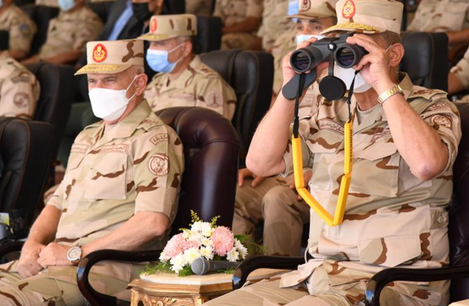 المتحدث العسكري ينشر صور المناورة «رعد - 5» بالذخيرة الحية - بوابة الأهرام