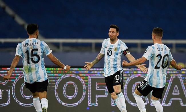 منتخب الأرجنتين يفوز على تشيلي بثنائية في تصفيات كأس العالم