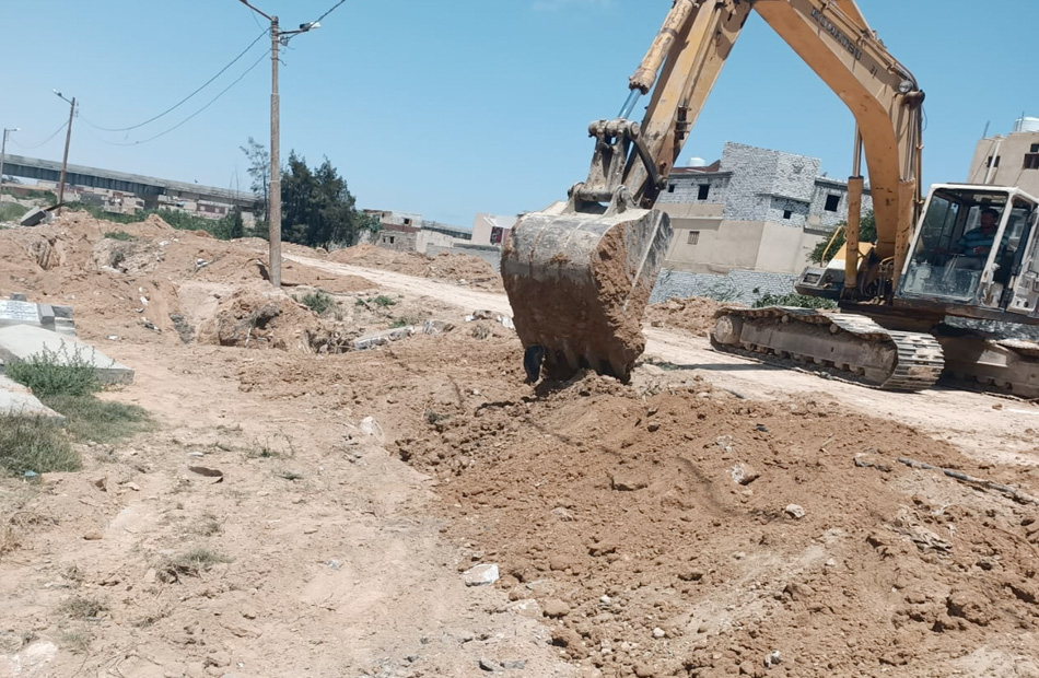 مدينة الحمام ردم أعمال حفر نفذت داخل المقابر عن طريق الخطأ| صور