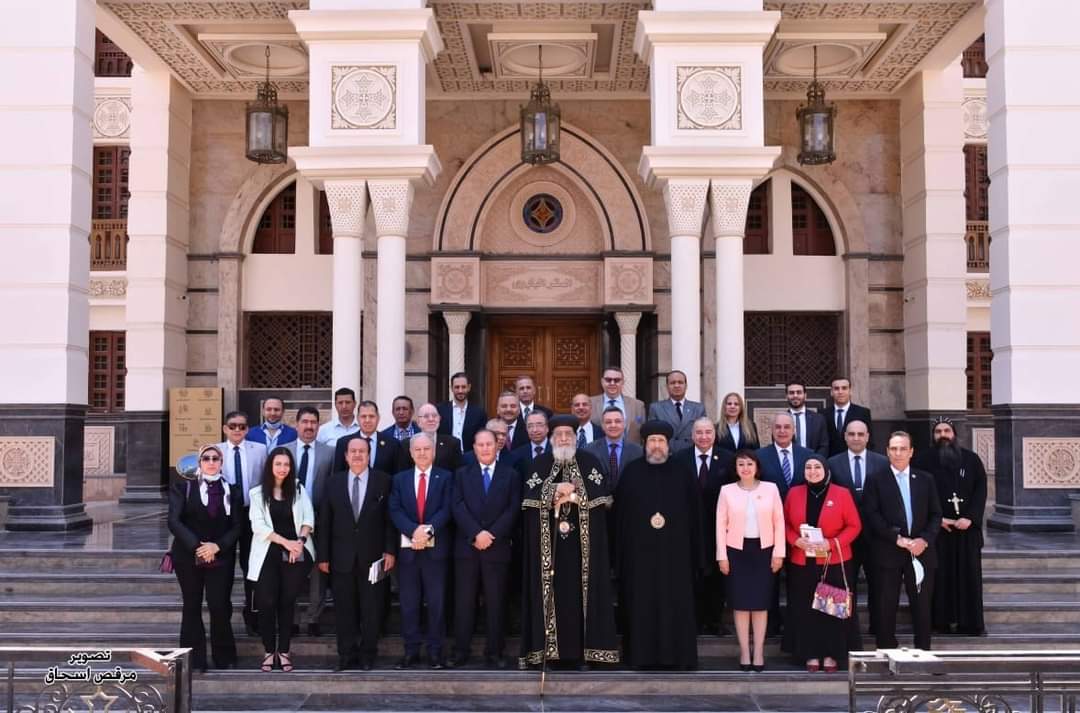 رشا إسحق عن البابا تواضروس قدم للإنسانية ومهنة الصيدلة أعظم رسالة محبة وسلام | صور