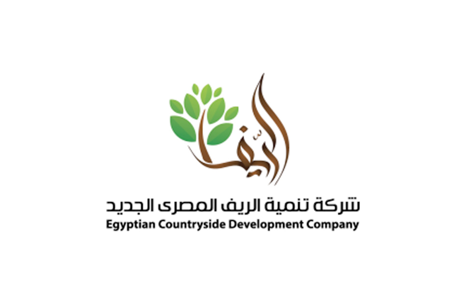 رئيس  تنمية الريف المصري  الشركة تعمل بمجال التنمية المستدامة وفى ٣٣ نشاطًا زراعيًا 