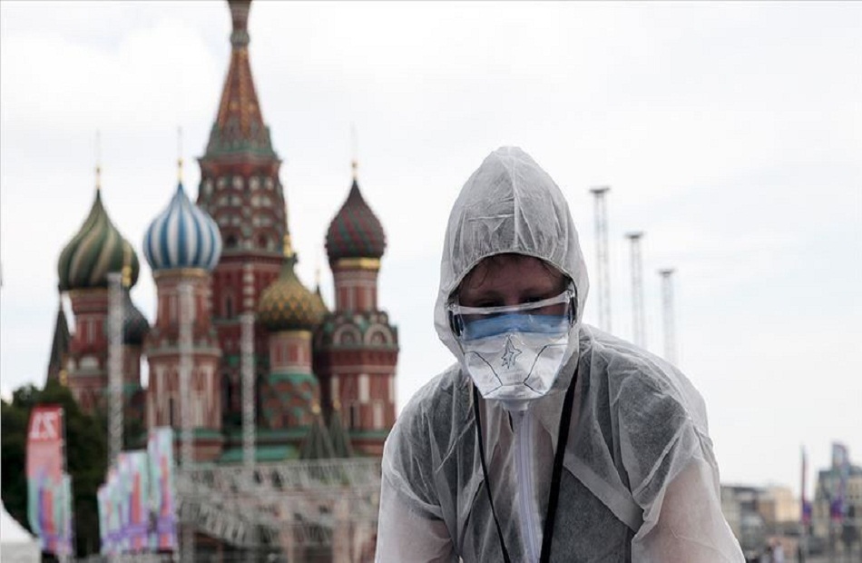 مع ارتفاع عدد الإصابات موسكو تحاول إغراء المواطنين للتطعيم ضد كورونا بـسيارات