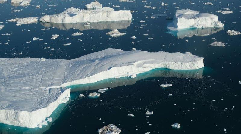 جرينلاند ذوبان ما يكفي من الجليد في يوم واحد لتغطية فلوريدا بالماء بارتفاع  سم