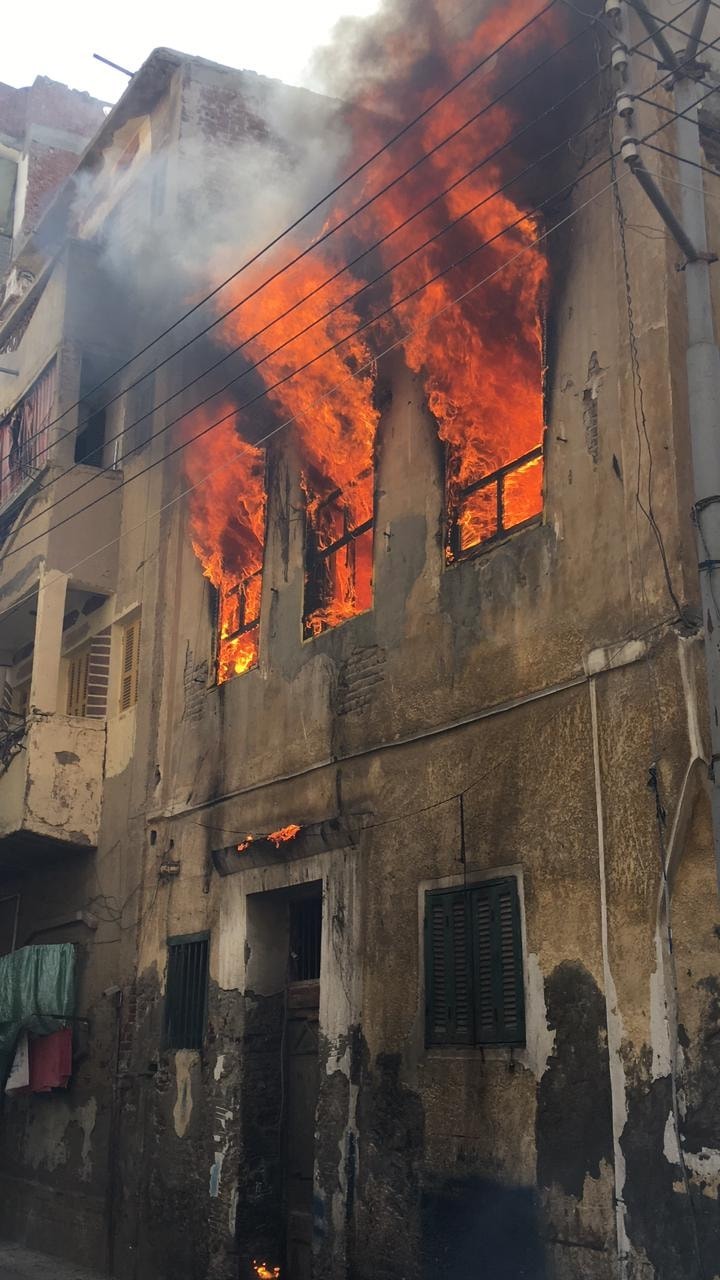 السيطرة على حريق فى مدينة دمنهور بالبحيرة