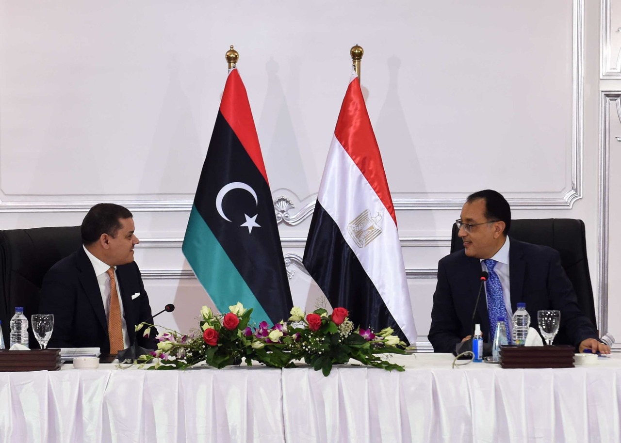 مدبولي الرئيس السيسي وجه بسرعة تنفيذ الاتفاقيات الموقعة في مجالات الصحة والتعليم العالي مع الجانب الليبي