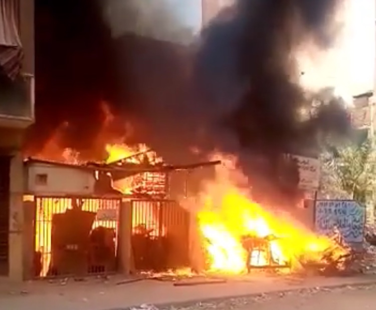 حريق هائل داخل عقار بشارع المدبح بالمنيب | صور 