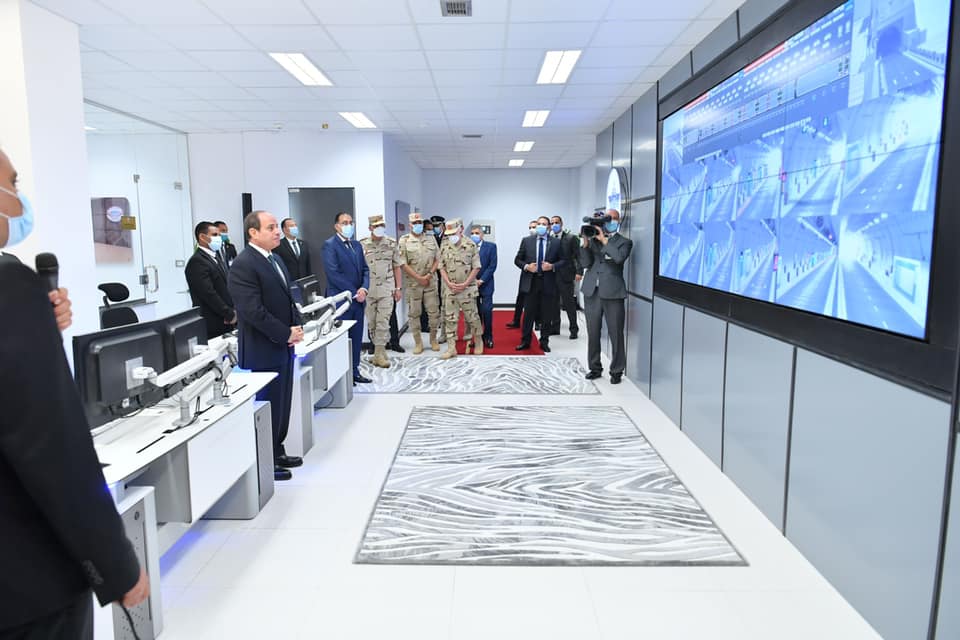 صور افتتاح  الرئيس السيسي  عدد من المشروعات القومية بشبه جزيرة