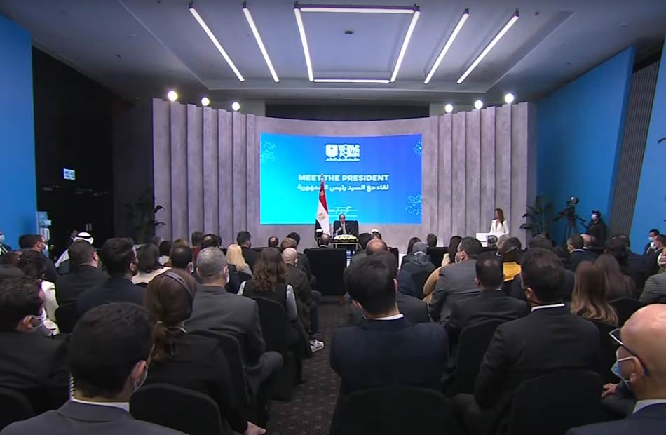 الرئيس السيسي خلال لقاء مفتوح مع ممثلي وسائل الإعلام الأجنبية ضمن فعاليات منتدى شباب العالم