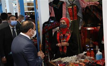   الرئيس-السيسي-يزور-جناح- معرض-مصر-سيناء -ضمن-فعاليات-منتدى-شباب-العالم-|-صور
