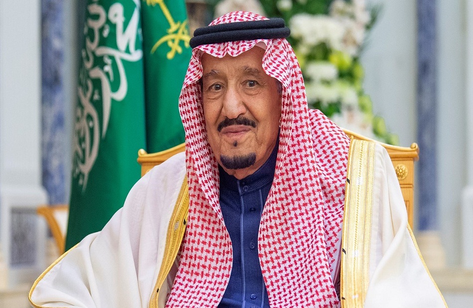 السعودية تمدد صلاحية الإقامات وتأشيرات الخروج والعودة آليًا دون رسوم أو مقابل