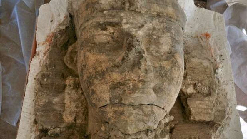 تماثيل أبو الهول بمعبد أمنحتب الثالث 