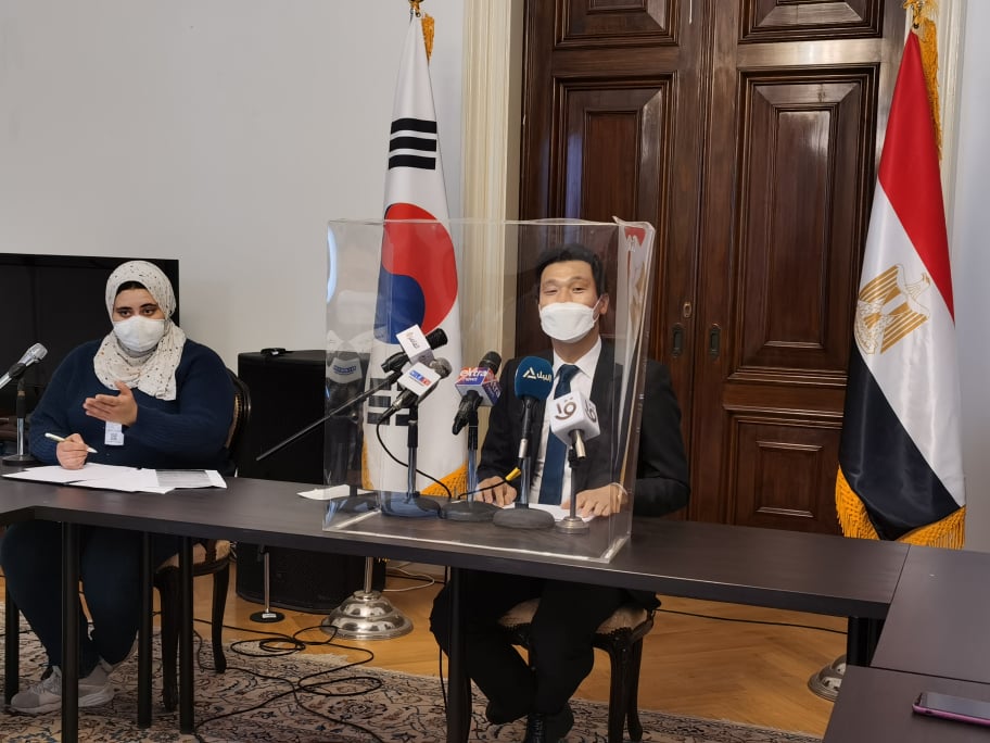  السفير الكوري بالقاهرة زيارة الرئيس مون ستناقش التعاون في توطين صناعة السيارات الكهربائية 