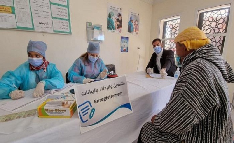 المغرب أكثر من  ألف شخص تلقى الجرعة الثالثة من لقاح كورونا