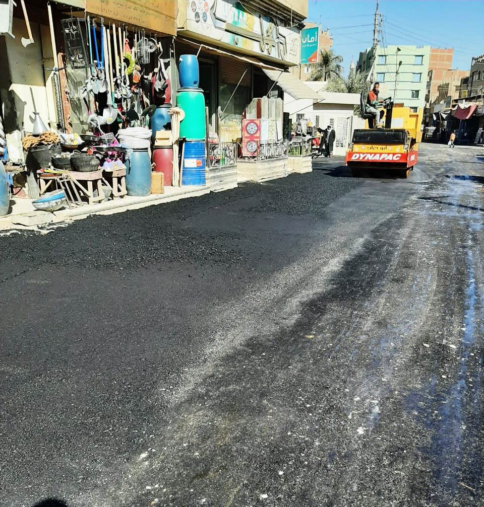 رصف شارعى خور الساحل والري في مدينة البلينا