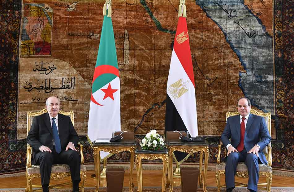 موقع الرئاسة ينشر فيديو لنشاط الرئيس السيسي خلال زيارة نظيره الجزائري لمدة يومين