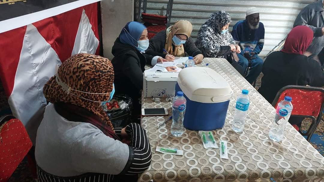 قوافل طبية للتطعيم ضد كورونا ينظمها حماة الوطن بالجيزة