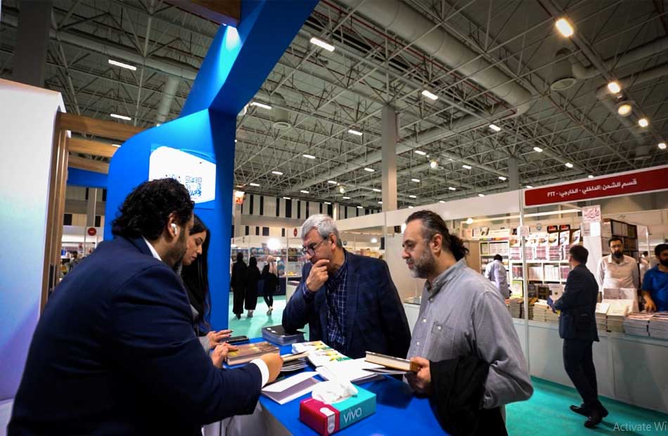 في يومه الأول إقبال متميز على جناح مجلس حكماء المسلمين بمعرض إسطنبول الدولي للكتاب العربي ٢٠٢٢ |صور