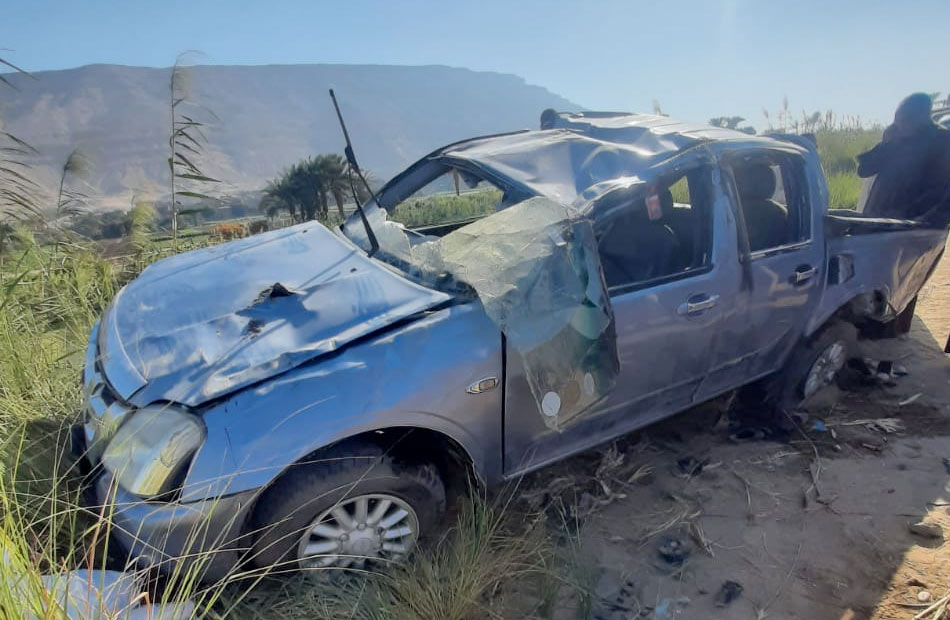  إصابة  شخصا فى حادث انقلاب سيارة على الطريق السريع بمركز دار السلام فى سوهاج |صور 