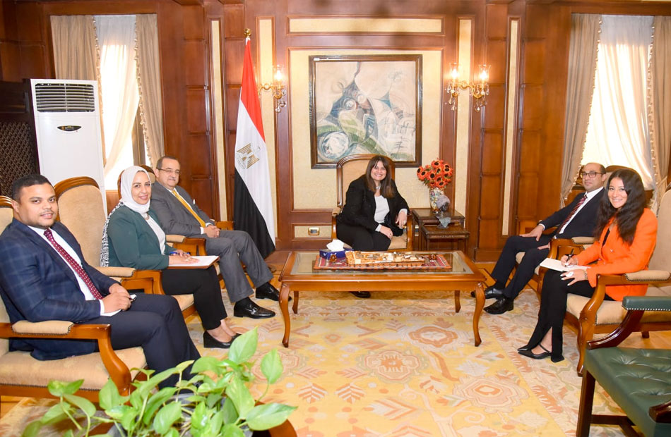 وزيرة الهجرة تبحث احتياجات المصريين بالخارج مع قنصل عام مصر الجديد في فرنسا |صور