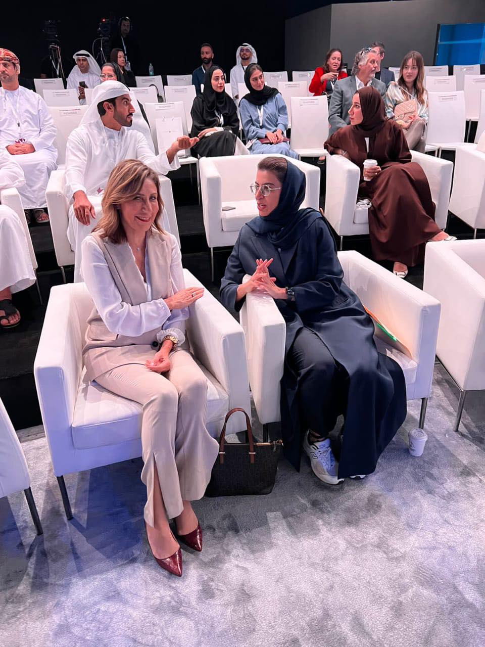 وزيرة الثقافة تشهد انطلاق النسخة الخامسة من القمة الثقافية بأبو ظبي