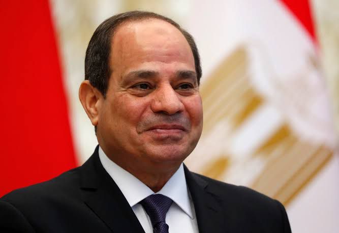 الرئيس السيسي يلتقي رئيس وزراء العراق في الرياض 