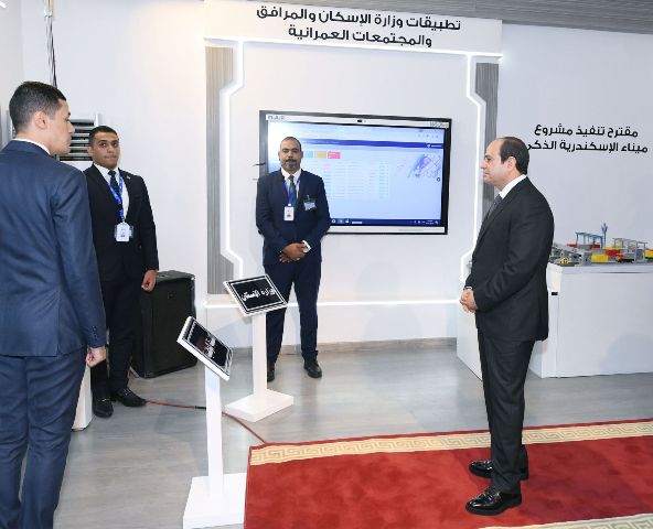 افتتاح الرئيس السيسي مركز التحكم لشبكة الطوارئ والسلامة المتطورة بالمقطم