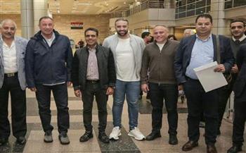   الخطيب يعود للقاهرة بعد انتهاء رحلة علاجه في باريس